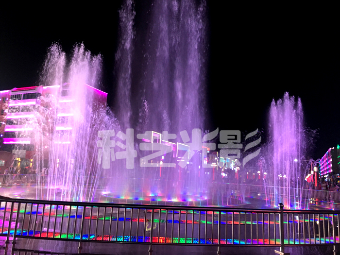 新疆五家渠天山南路商業步行街音樂噴泉