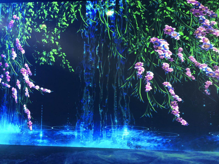 1557563393220193.jpg 沉浸式互動投影秀.jpg